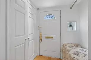 77 Merrivale Rd, Great Neck, NY 11020 - Photo 6