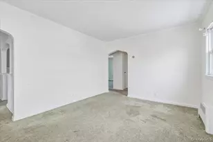9518 238th St, Floral Park, NY 11001 - Photo 4