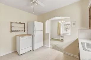 9518 238th St, Floral Park, NY 11001 - Photo 10