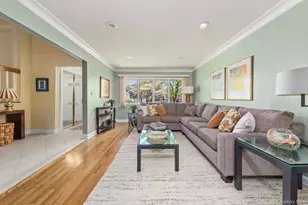 1076 Melissa Ln, North Bellmore, NY 11710 - Photo 10