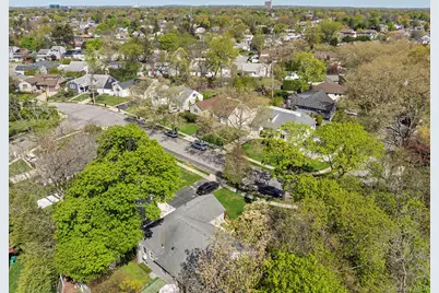 1076 Melissa Lane, North Bellmore, NY 11710 - Photo 24