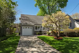 1076 Melissa Ln, North Bellmore, NY 11710 - Photo 20