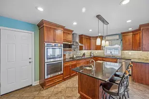 20 Arizona Ave, Rockville Centre, NY 11570 - Photo 14