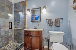 20 Arizona Ave, Rockville Centre, NY 11570 - Photo 22
