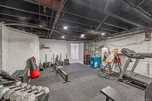 20 Arizona Ave, Rockville Centre, NY 11570 - Photo 32