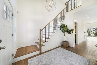 2040 Crompond Road #6, Yorktown Heights, NY 10598 - Photo 2