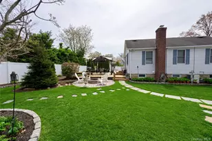 174 Trouville Rd, Copiague, NY 11726 - Photo 12