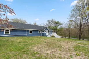 905 N Quaker Ln, Staatsburg, NY 12580 - Photo 2