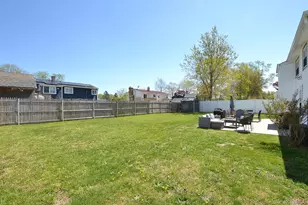 3117 Newport Ave, Medford, NY 11763 - Photo 24