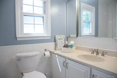 69 Oriole Street, Pearl River, NY 10965 - Photo 32