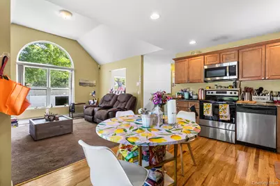 49 Oakdale Avenue, Patchogue, NY 11772 - Photo 10