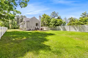 49 Oakdale Ave, Patchogue, NY 11772 - Photo 30
