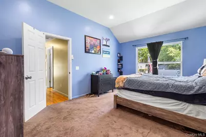 49 Oakdale Avenue, Patchogue, NY 11772 - Photo 18