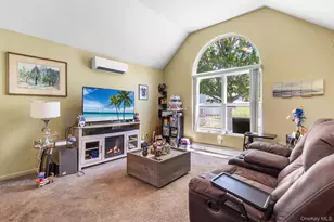 49 Oakdale Ave, Patchogue, NY 11772 - Photo 4