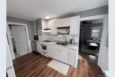 529 Montauk Highway, Westhampton Beach, NY 11978 - Photo 4