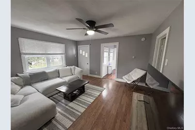 529 Montauk Highway, Westhampton Beach, NY 11978 - Photo 8