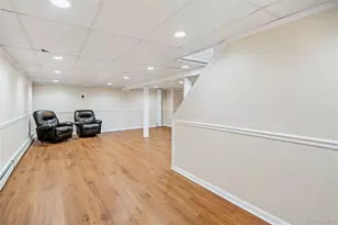 14 Harbor Ln, Glen Head, NY 11545 - Photo 36