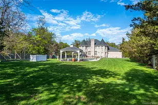 2 Deepwells Ln, Saint James, NY 11780 - Photo 38
