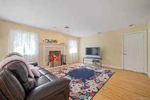 2 Deepwells Ln, Saint James, NY 11780 - Photo 20