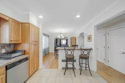 558 E Walnut Street, Long Beach, NY 11561 - Photo 34
