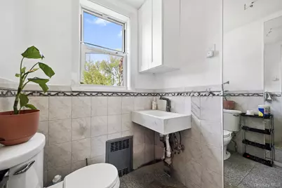 191 Cathedral Avenue, Hempstead, NY 11550 - Photo 14
