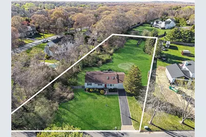 9 Hickory Lane, East Moriches, NY 11940 - Photo 2