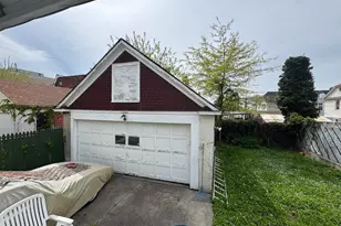 124-14 23rd Ave, College Point, NY 11356 - Photo 4