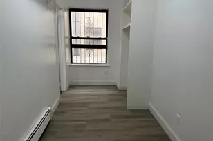 84-10 101st St, Richmond Hill, NY 11418 - Photo 4