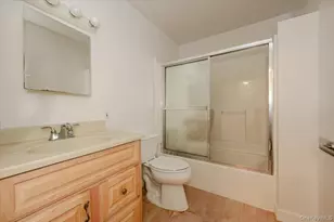40 Deforest Ave, West Islip, NY 11795 - Photo 16