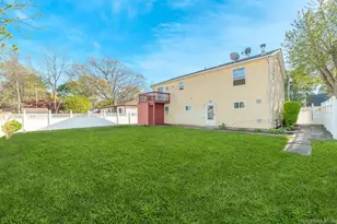 15 S 27th St, Wyandanch, NY 11798 - Photo 24