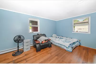 15 S 27th Street, Wyandanch, NY 11798 - Photo 6
