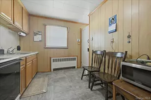 10 Gardner Ave, Hicksville, NY 11801 - Photo 10