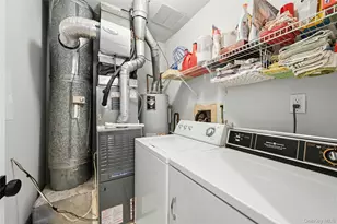 9 Baldwin Ct, Ridge, NY 11961 - Photo 24
