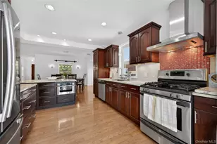 45-87 Browvale Ln, Little Neck, NY 11362 - Photo 14