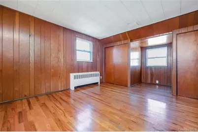2646 Beech Street, East Meadow, NY 11554 - Photo 14