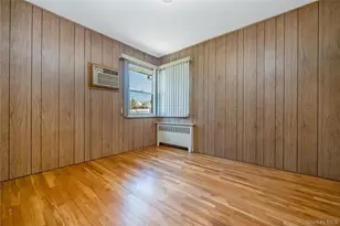 2646 Beech St, East Meadow, NY 11554 - Photo 12
