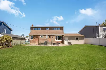 2646 Beech Street, East Meadow, NY 11554 - Photo 18