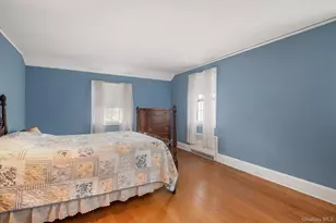108 Charles St, Mineola, NY 11501 - Photo 18