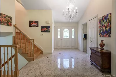21 Kodiak Drive, Woodbury, NY 11797 - Photo 10