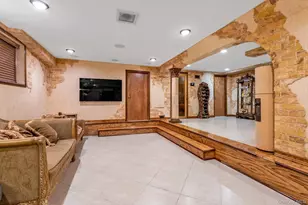 72-07 112th St, Forest Hills, NY 11375 - Photo 22
