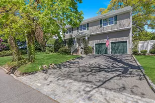 6 Maple Ave, Locust Valley, NY 11560 - Photo 2