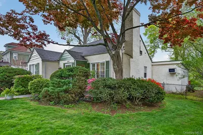 1061 Clay Avenue, Pelham, NY 10803 - Photo 42