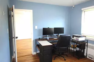 324 Post Ave, Westbury, NY 11590 - Photo 18