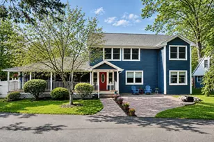 8 Oak Dr, New Windsor, NY 12553 - Photo 2