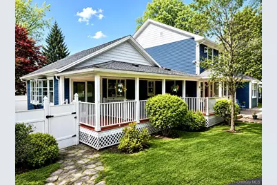 8 Oak Drive, New Windsor, NY 12553 - Photo 4