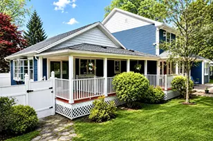 8 Oak Dr, New Windsor, NY 12553 - Photo 4