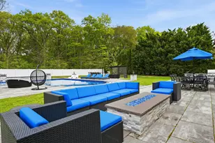 127 Elmwood Dr, Dix Hills, NY 11746 - Photo 40