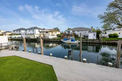 2756 Barbara Road, Bellmore, NY 11710 - Photo 32