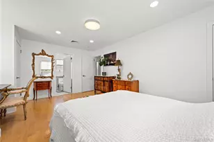 53-16 Concord St, Little Neck, NY 11362 - Photo 16