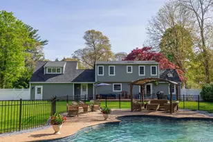 58 Cherry Ln, Smithtown, NY 11787 - Photo 36